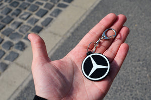 Mercedes egyedi kulcstartó